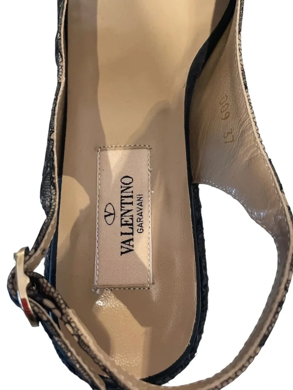 Valentino Garavani Black and Beige Lace Bow Peep-Toe Wedge Sandals
